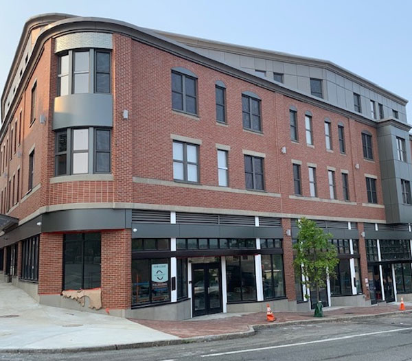 206 Main St